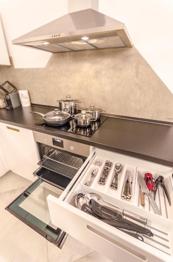 Cartoleria Suite: Spazioso, Moderno E Centrale Bologna Buitenkant foto