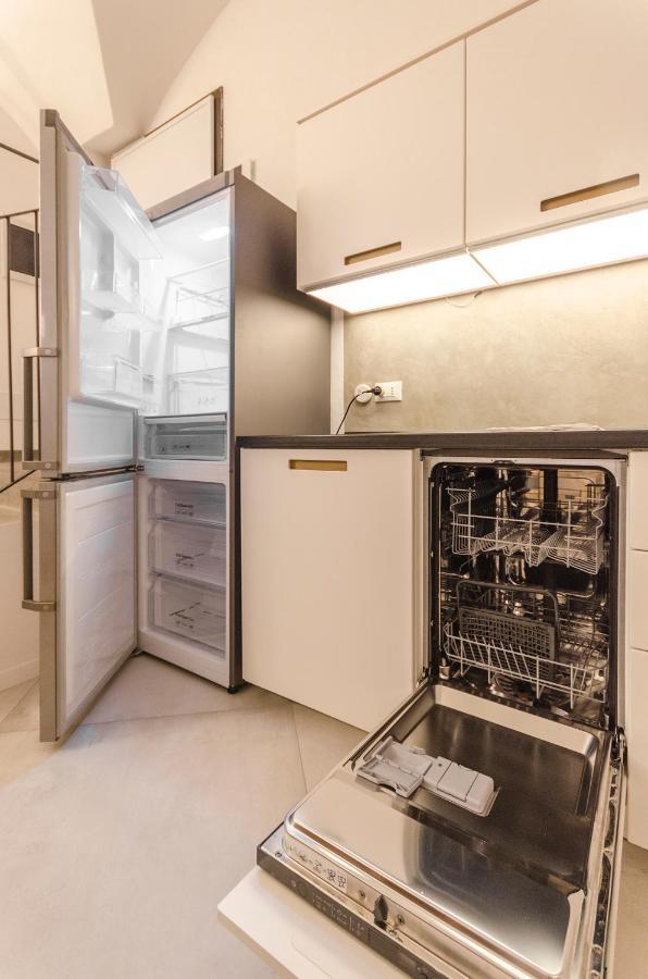Cartoleria Suite: Spazioso, Moderno E Centrale Bologna Buitenkant foto